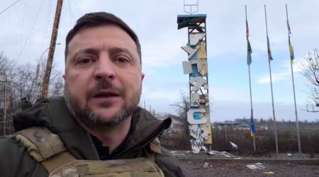 Zelenski Rusiyanın ələ keçirdiyini iddia etdiyi Kupyanskda – VİDEO