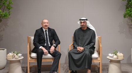 İlham Əliyev Əbu-Dabidə BƏƏ Prezidenti ilə görüşdü &ndash; FOTO