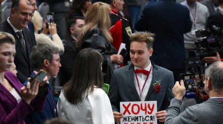 Putinlə &ldquo;birbaşa xətt&rdquo;də baş verən sevgi hekayəsindən film çəkiləcək?