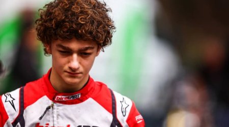 Azərbaycanlı pilot tarixə düşdü &ndash; FOTO