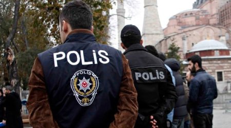 İstanbulda böyük əməliyyat: 22 məmur saxlanıldı - VİDEO