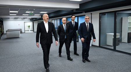 Prezident Qarabağ Universitetinin Biznes və iqtisadiyyat fakültəsinin binasının AÇILIŞINDA - FOTO