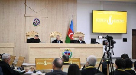 Ermənistan vətəndaşları məhkəmədə son çıxışlarını edirlər