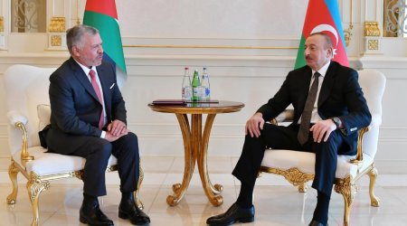 İordaniya Kralı İlham Əliyevi TƏBRİK ETDİ