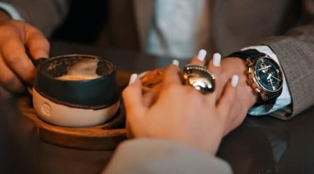 Eyni hədiyyəni arvadına və sevgilisinə ALDI - ARA QARIŞDI - VİDEO