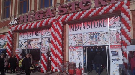 &ldquo;Megastore&rdquo;dan içində 170 min olan seyf oğurlamışdı - 10 il 6 ay həbs verildi