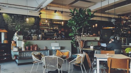 Bakıdakı kafe-restoranların dövriyyəsi açıqlanıb