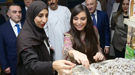 Leyla Əliyeva Oman Milli Muzeyində və Mutrah bazarında &ndash; FOTO