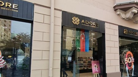 “Adore” mağazasından ŞİKAYƏT - “Orijinal adı ilə keyfiyyətsiz ətir satıblar”