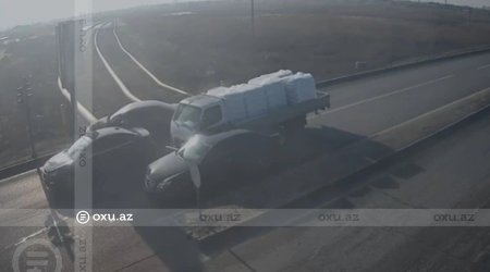 Bakıda eyni yolda baş verən iki qəzanın ANBAAN GÖRÜNTÜLƏRİ