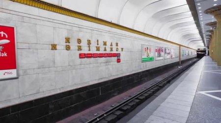 Bakı metrosunda sərnişin qatar yoluna düşdü - VİDEO