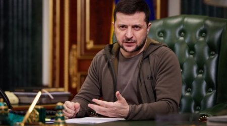 Zelenski: &ldquo;Rusiyanın zərbələrindən sonra Ukraynada vəziyyət ağır olaraq qalır&rdquo;