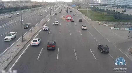 Bakıda sürücü diqqətsizliyi qəzaya səbəb oldu - ANBAAN VİDEO