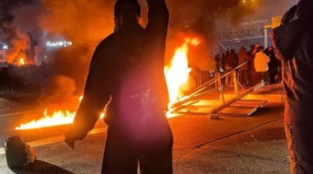 İranda etirazlarda 12 000 nəfər həlak olub &ndash; Qırğın əmrini şəxsən Xamenei verib?