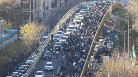 Tehranlı tələbə etirazlar zamanı qətlə yetirildi - FOTO