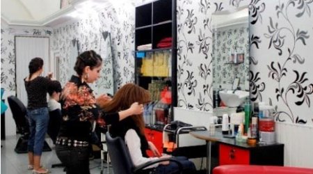 Müştərilərdən &ldquo;əlaltı&rdquo; pul ALANLAR - Gözəllik salonlarında ƏDV-nin geri alınmasına başlanılıb?