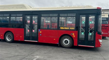 165 nömrəli marşrutdan ŞİKAYƏT &ndash; Sərnişinlər saatlarla niyə avtobus GÖZLƏYİR?