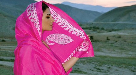 Qara baş örtükləri yerinə milli KƏLAĞAYIMIZ &ndash; Geyim mədəniyyəti və milli özünüdərkin HARMONİYASI