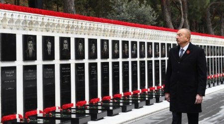 İlham Əliyev Şəhidlər xiyabanını ziyarətinə dair videoçarx paylaşıb