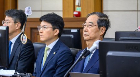 Cənubi Koreyanın sabiq Baş nazirinə 23 il həbs cəzası verildi