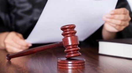 2 nəfərin 3 milyon manatını mənimsəyən şəxsin məhkəməsi başladı