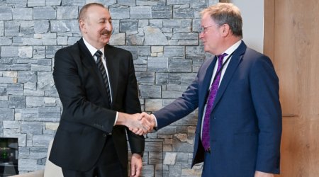 İlham Əliyev Davosda &ldquo;Vitol&rdquo; şirkətinin baş icraçı direktoru ilə görüşüb - FOTO