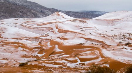 Sahara səhrasında 10 ildən sonra ilk qar &ndash; VİDEO