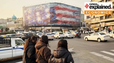 Tehranda ABŞ-ı birbaşa hədələyən nəhəng reklam lövhəsi quraşdırıldı