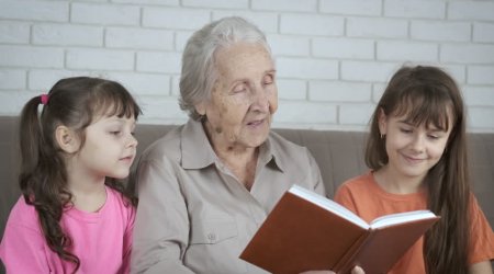 Nəvələrinə baxan şəxslərin NƏZƏRİNƏ: Depressiya riskiniz var