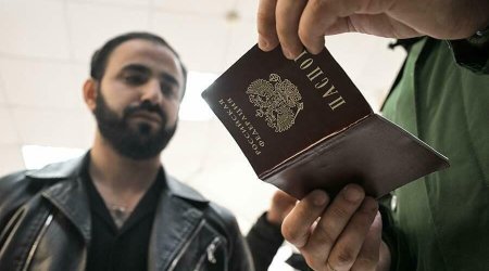 Özbəkistan Rusiyadan miqrasiya reydlərində vətəndaşlarının hüquqlarına riayət olunmasını TƏLƏB ETDİ