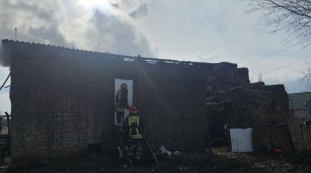 Kürdəmirdə ev yanıb - FOTO/VİDEO