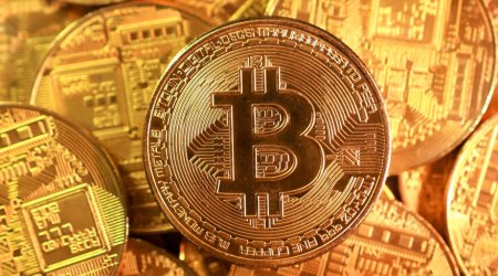 &ldquo;Bitcoin&rdquo;in qiyməti 75 min dollardan aşağı düşdü