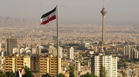 İran ABŞ ilə danışıqların Omanda keçirilməsini TƏLƏB EDİR