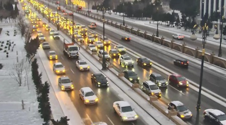 Paytaxt yollarında SIXLIQ VAR