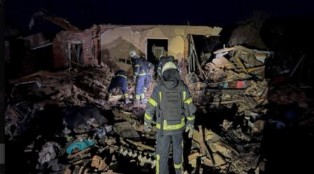 Xarkov vilayətinə dron hücumu: 10 yaşlı uşaq və anası həlak oldu - FOTO