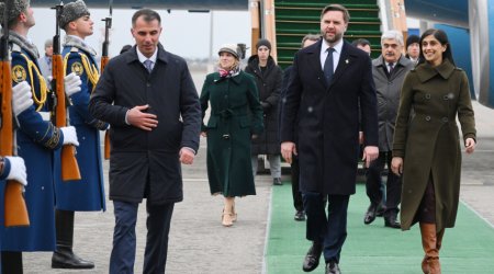 ABŞ-ın vitse-prezidenti Azərbaycanda &ndash; FOTO/VİDEO