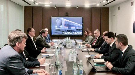 Çexiya şirkəti Bakı metrosuna vaqon satmaq niyyətindədir - FOTO