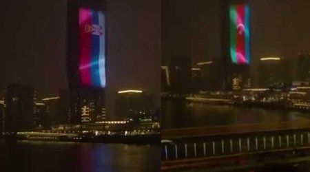 Serbiyada bayram-bayrama qarışıb - VİDEO