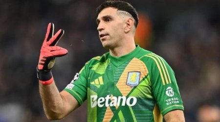 Premyer Liqanın ƏN YAXŞI qapıçısı bilindi