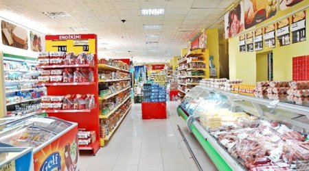 Bakıda çadralı qadınlar mağazaya BASQIN ETDİLƏR