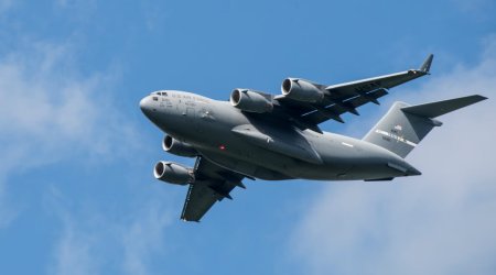 ABŞ-ın 10 hərbi-nəqliyyat təyyarəsi Avropaya doğru uçub - VİDEO