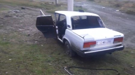 Oğuzda avtomobil işıq dirəyinə çırpıldı - 3 yaralı var – FOTO