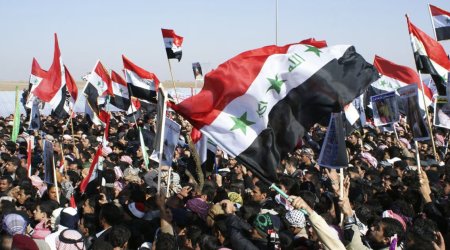 Xameneinin öldürülməsindən sonra Bağdadda etirazlar başladı: &ldquo;ABŞ səfirliyinə doğru...&rdquo; - FOTO