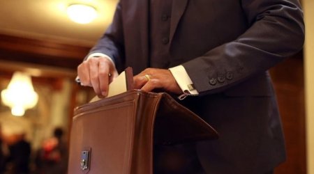 Daha bir icra hakimiyyətində KÜTLƏVİ İXTİSARLAR