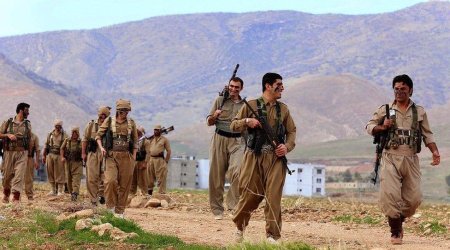 Kürd silahlıları İrana qarşı hücuma başladı &ndash; VİDEO