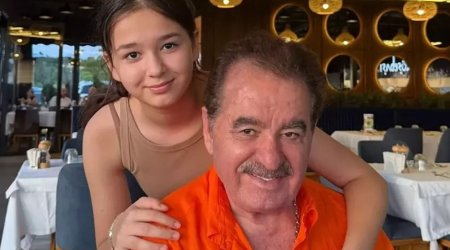 &ldquo;İmparator&rdquo;un 12 yaşlı qızı 1.80 m boyu ilə təəccübləndirdi &ndash; FOTO