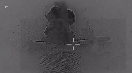 ABŞ İranın PUA daşıyan gəmisini belə məhv etdi &ndash; ANBAAN VİDEO