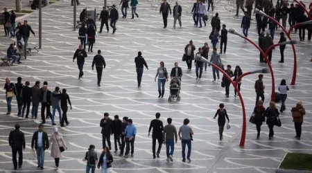 Qeydiyyatsız yaşayanlara - Xəbərdarlıq