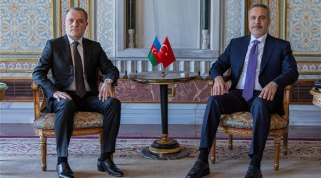 Ceyhun Bayramov türkiyəli həmkarı ilə İranın Naxçıvana dron hücumlarını müzakirə etdi - YENİLƏNİB/FOTO