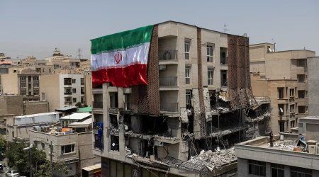 İranın yeni ali liderinin soyadı Xamenei olacaq